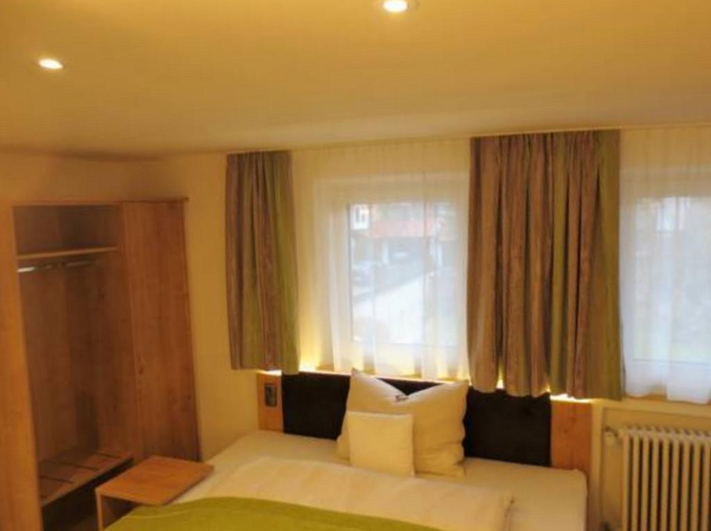 רוהפולדינג Hotel Alp Inn - Chiemgaukarte Inclusive מראה חיצוני תמונה