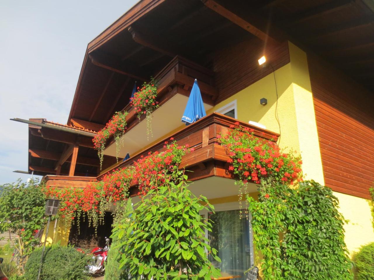 רוהפולדינג Hotel Alp Inn - Chiemgaukarte Inclusive מראה חיצוני תמונה