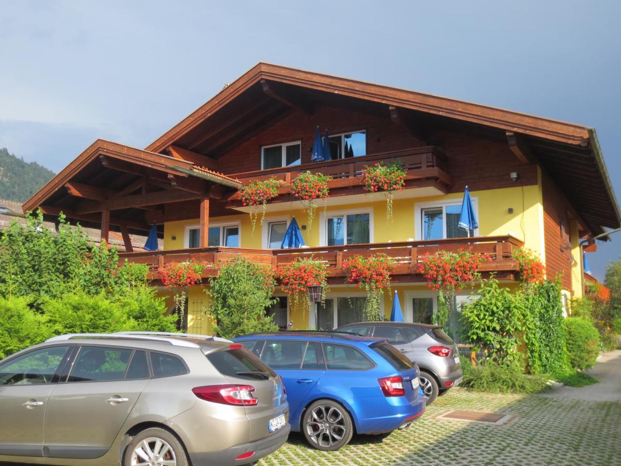 רוהפולדינג Hotel Alp Inn - Chiemgaukarte Inclusive מראה חיצוני תמונה